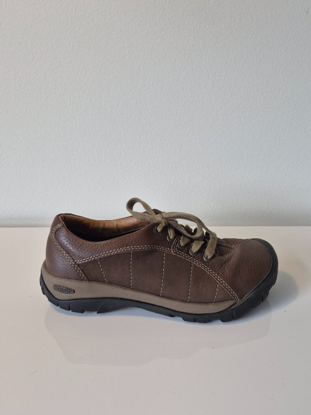 KEEN Presidio Womens 8.5 Brown Leather Oxford Walking Shoes 1011401